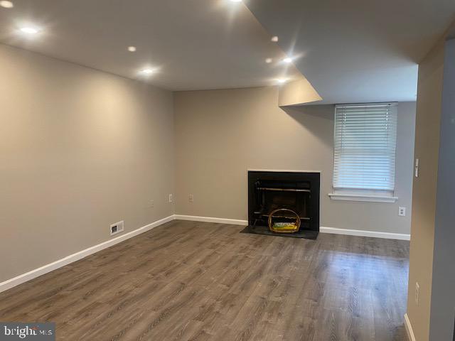 Photo 42 of 80 of 84 Woodlake Dr townhome