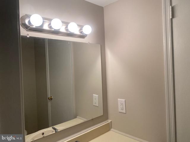 Photo 55 of 80 of 84 Woodlake Dr townhome