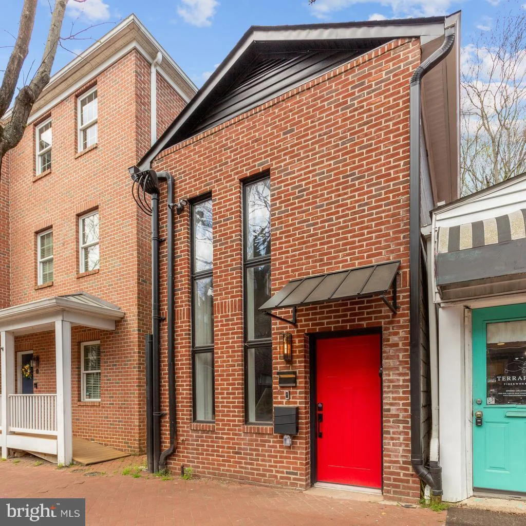 220 West Street