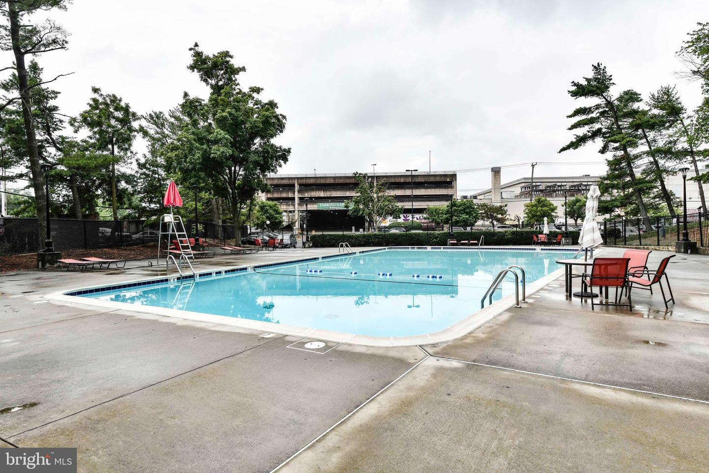 Photo 18 of 20 of 301 N Beauregard St #819 condo
