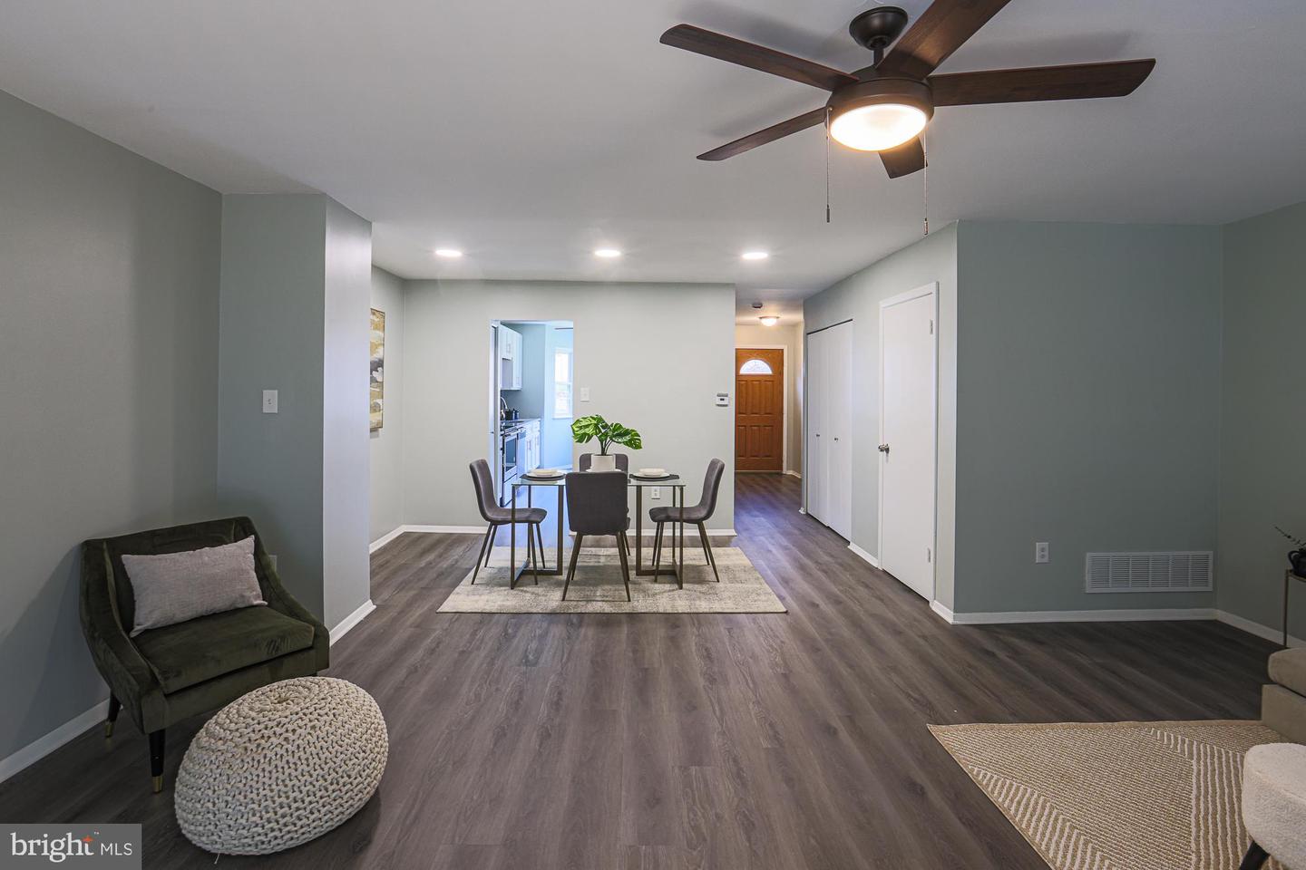 Photo 9 of 53 of 11 Aventura Ct townhome