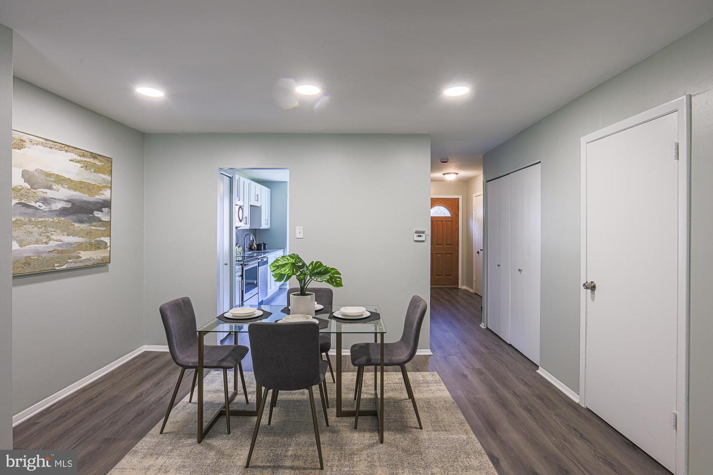 Photo 13 of 53 of 11 Aventura Ct townhome