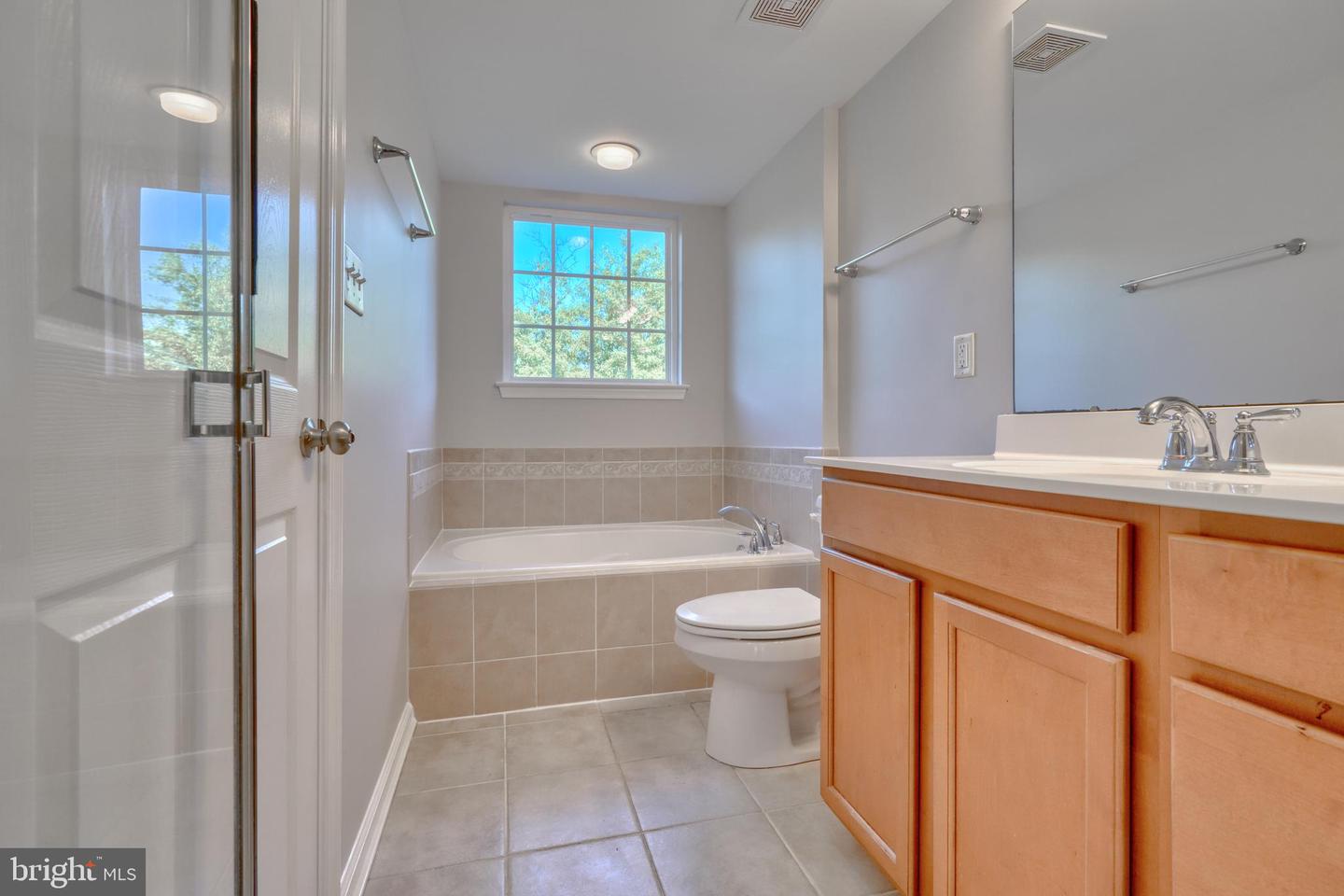 Photo 23 of 38 of 9322 Paragon Way #36 townhome