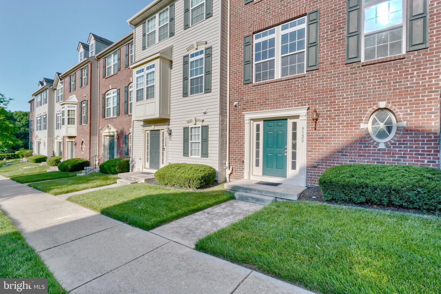 Photo 3 of 38 of 9322 Paragon Way #36 townhome