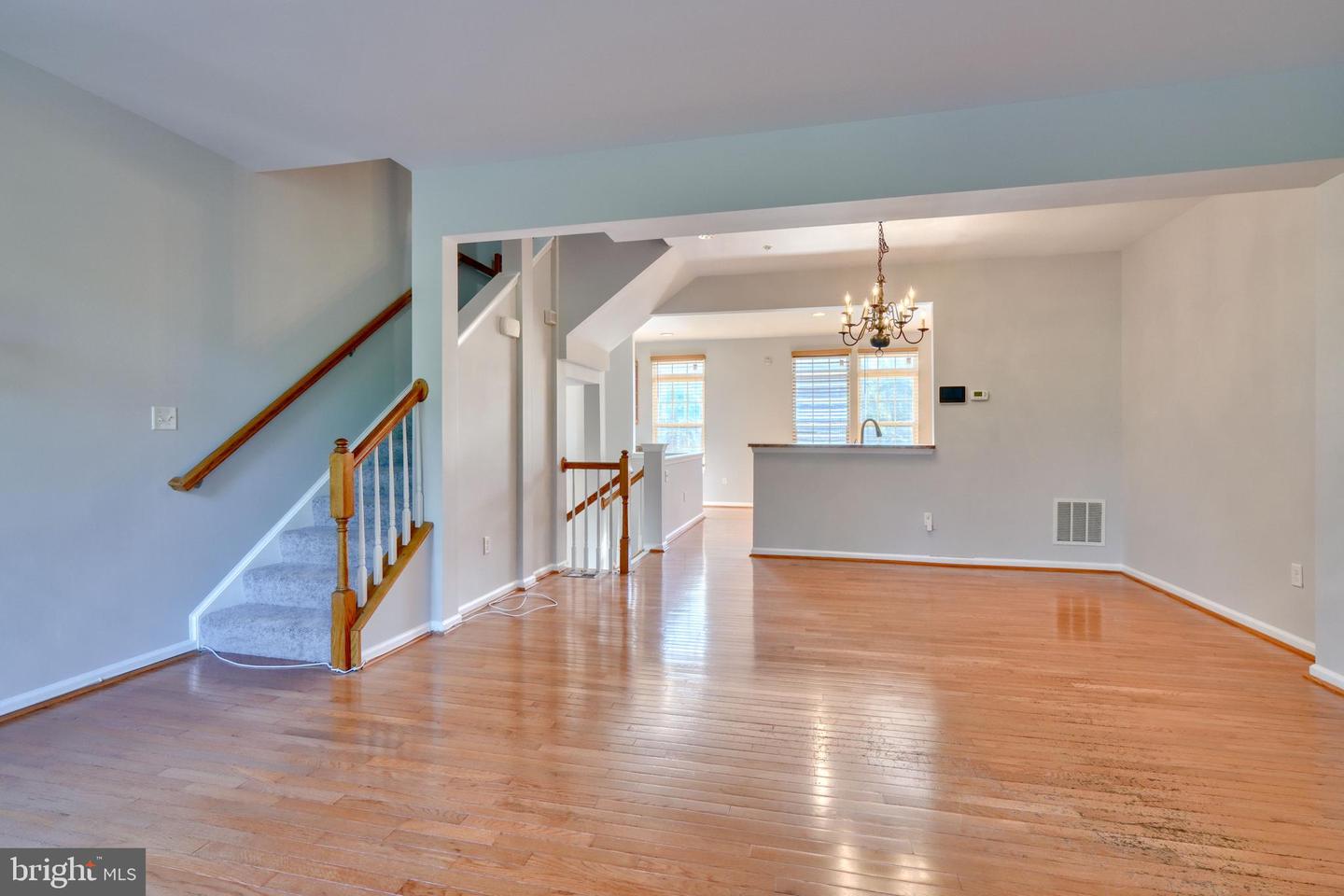 Photo 6 of 38 of 9322 Paragon Way #36 townhome