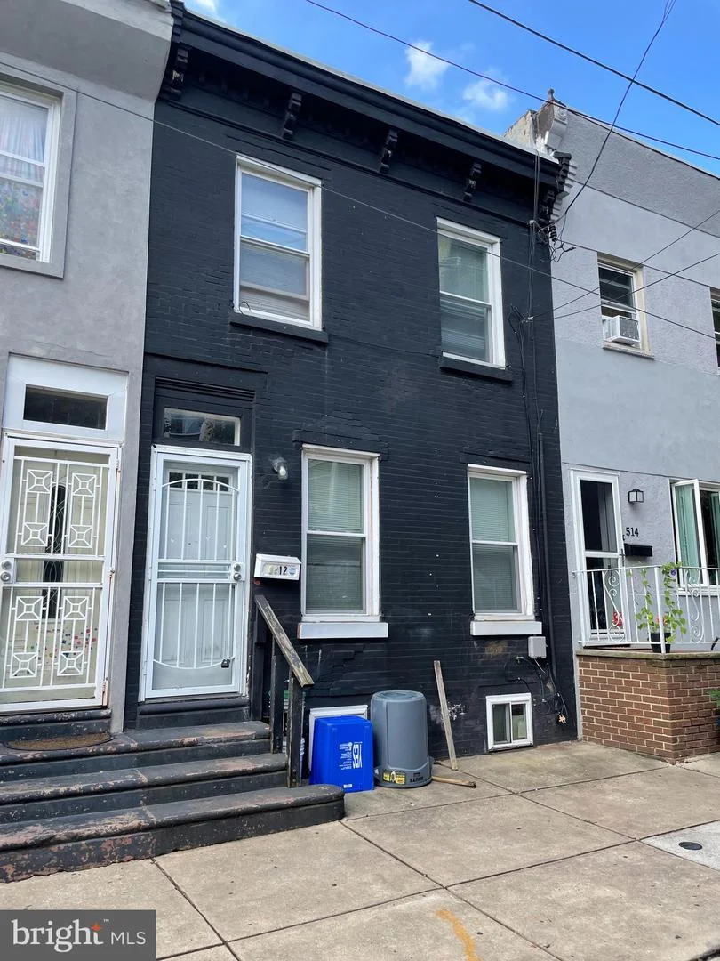 512 Watkins Street