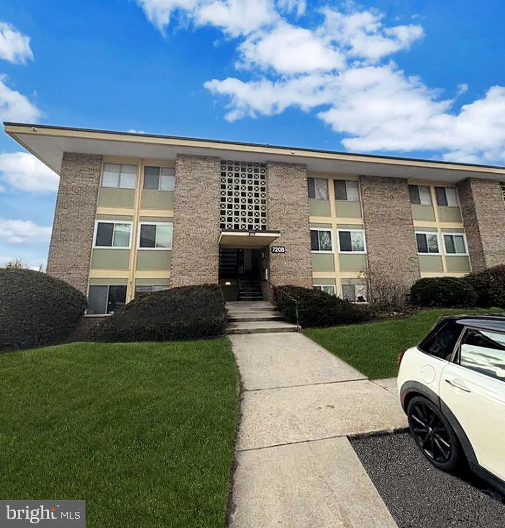 7226 Donnell Place Unit C-2