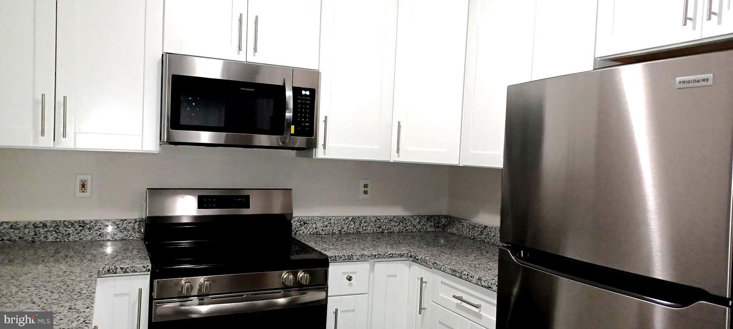 Photo 16 of 30 of 86 Whips Ln #10 condo