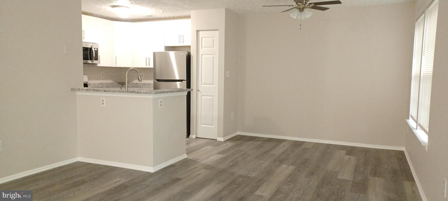 Photo 1 of 30 of 86 Whips Ln #10 condo