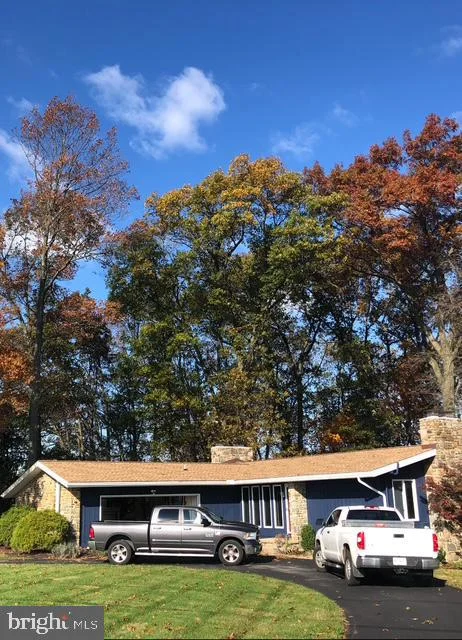 2842 W Church Lane, White Hall, MD, 21161