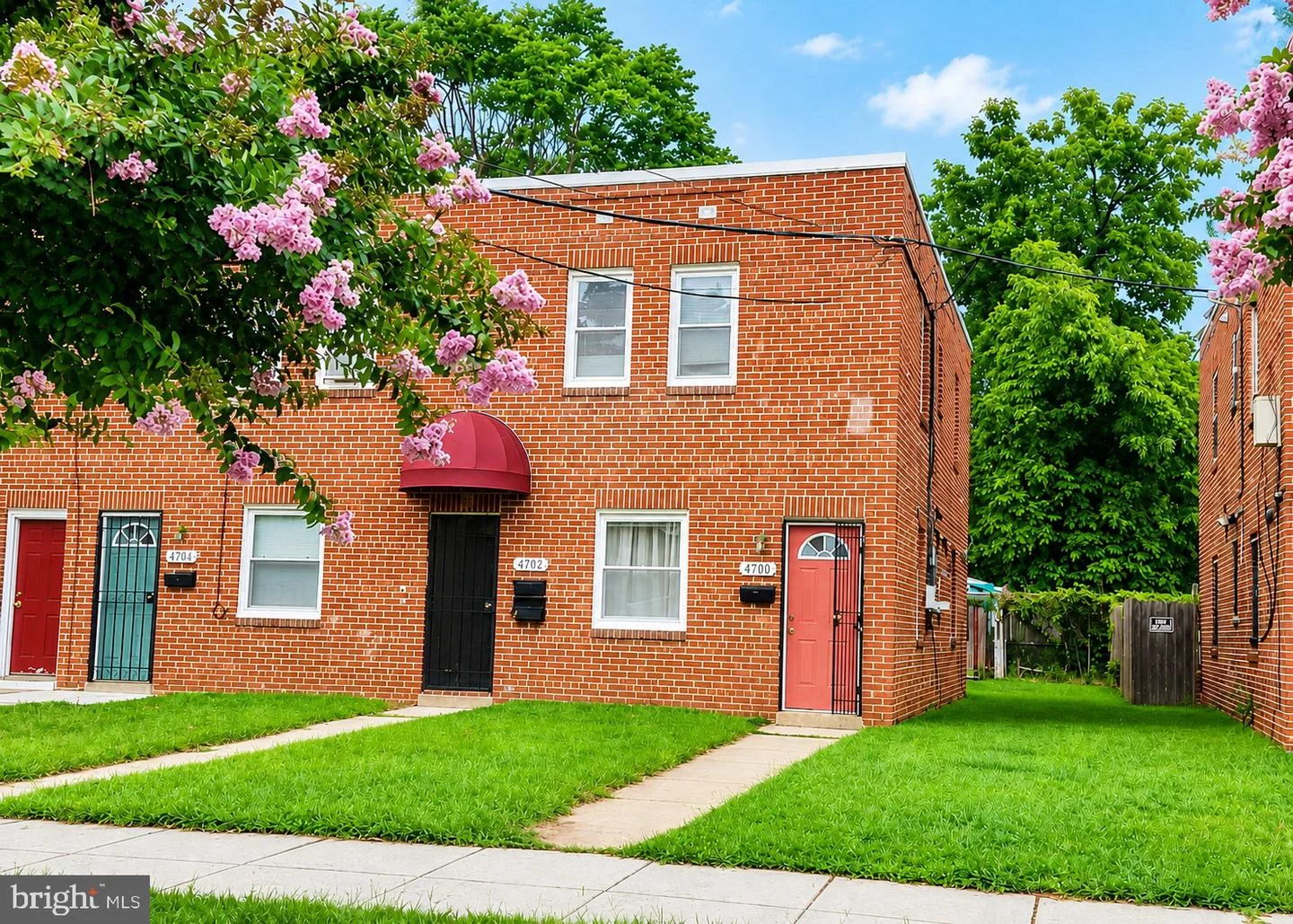 4706 Quarles Street NE