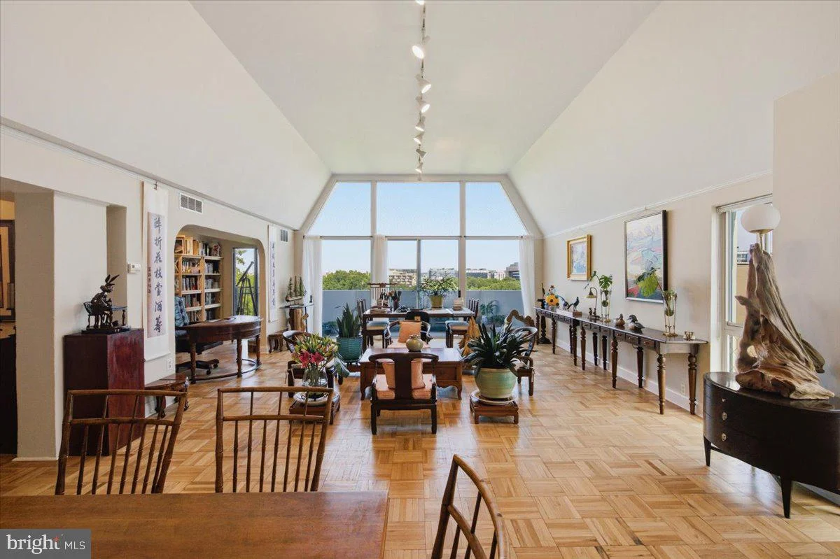 700 7th Street SW Unit 827