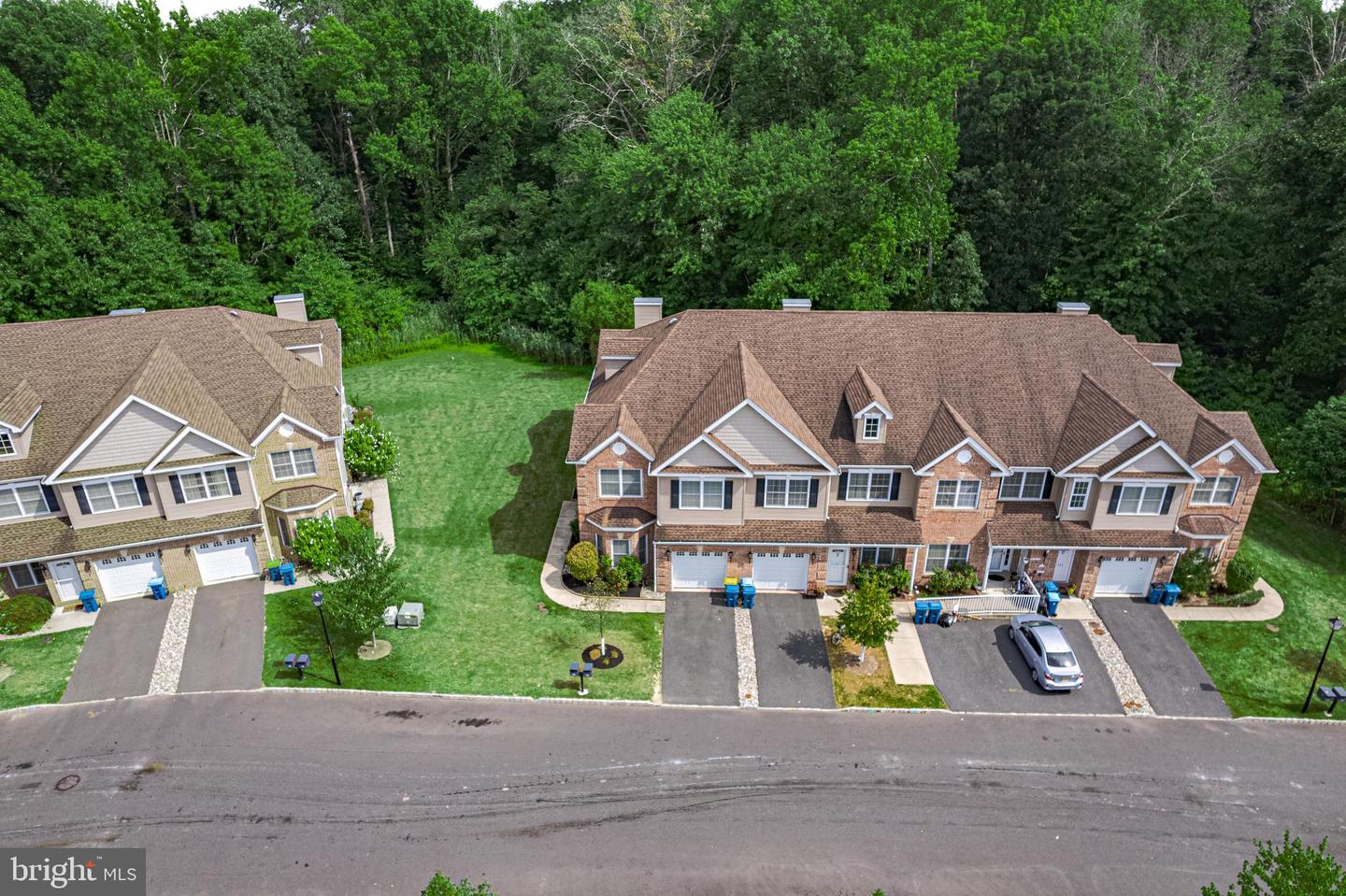 Photo 1 of 1 of 136 Morgan Way townhome