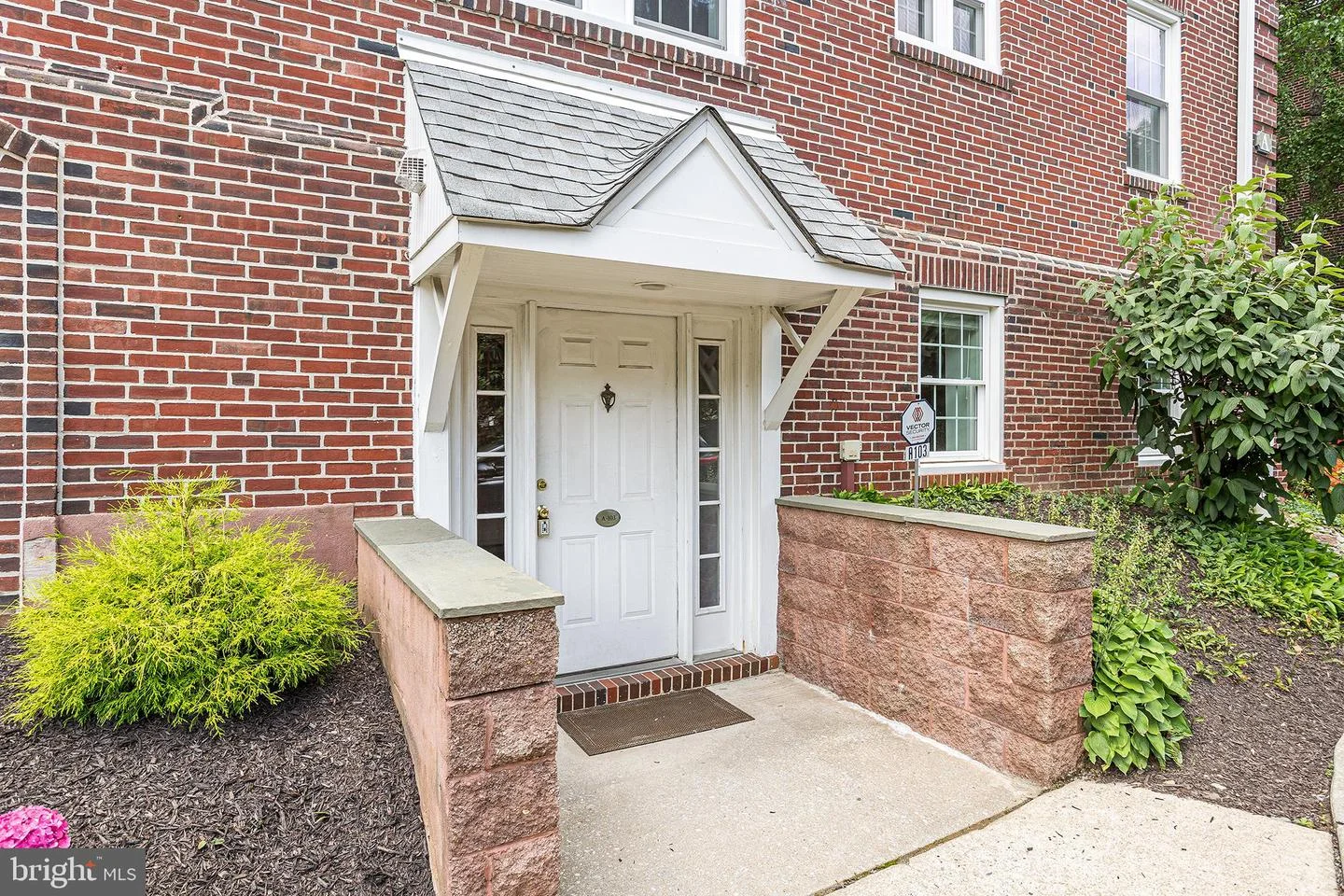 104 Woodside Road Unit A-103