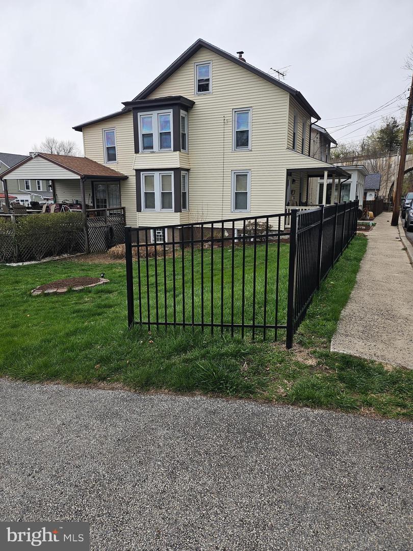 Listing image 1