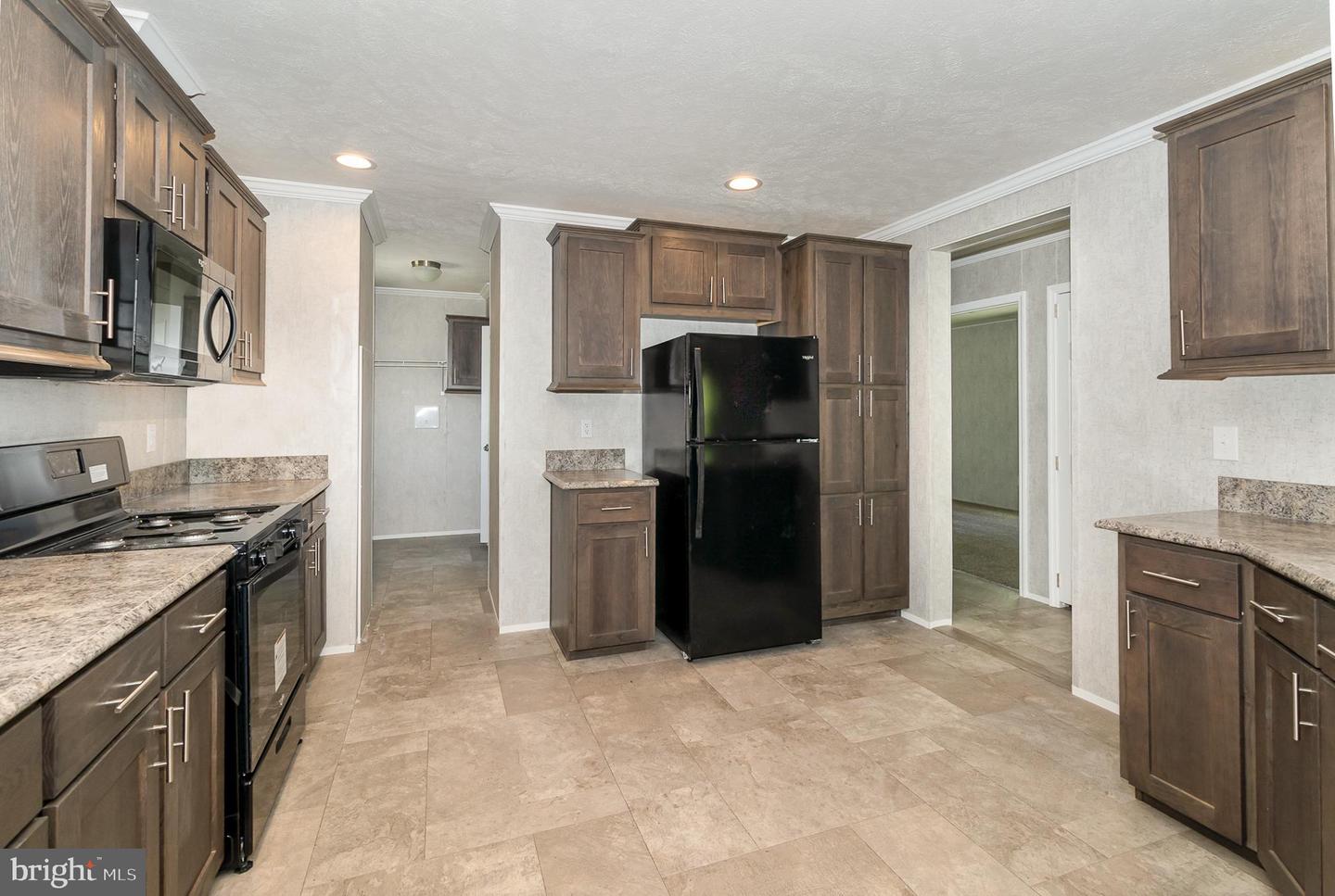 Photo 3 of 15 of 53 Meadowview Dr mobile home