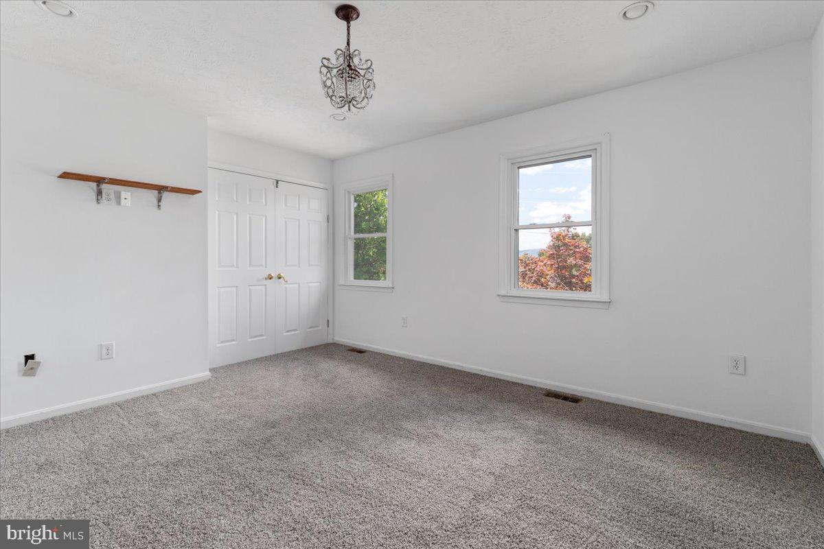 Photo 11 of 17 of 544 Lillard Dr townhome