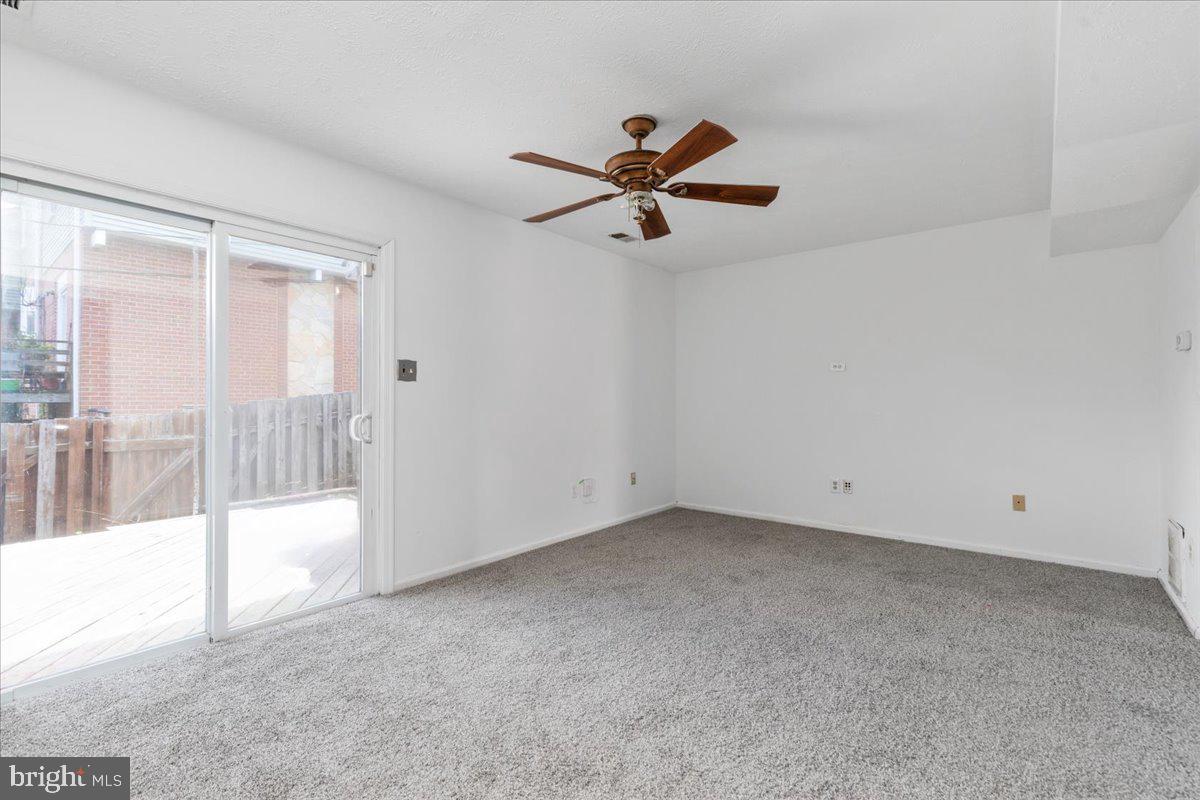 Photo 7 of 17 of 544 Lillard Dr townhome