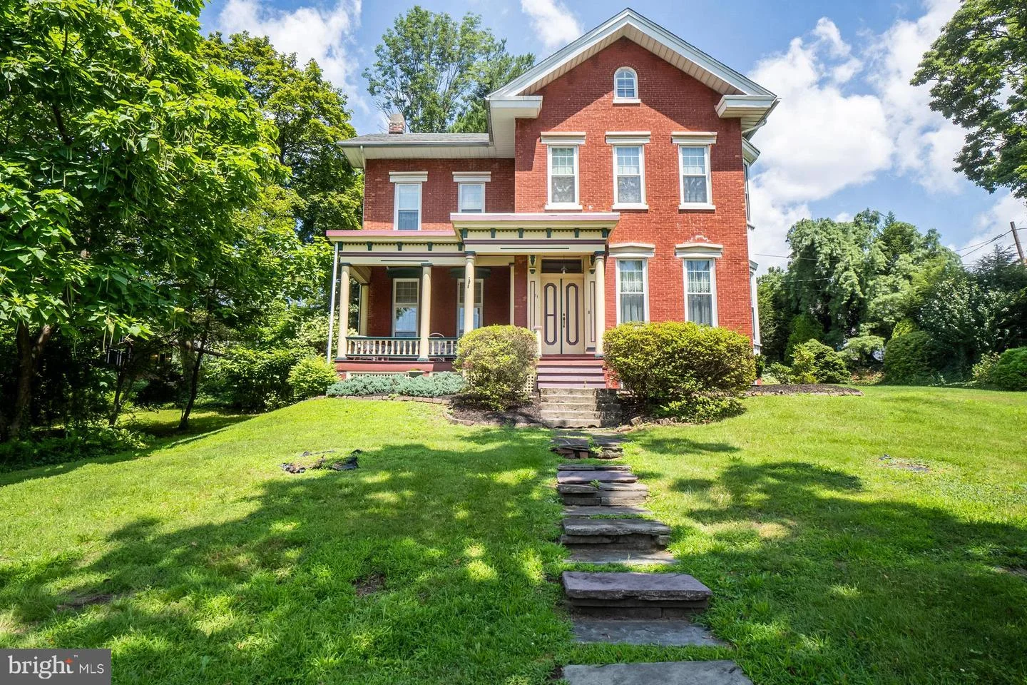 11 E Front Street, Jim Thorpe, PA, 18229