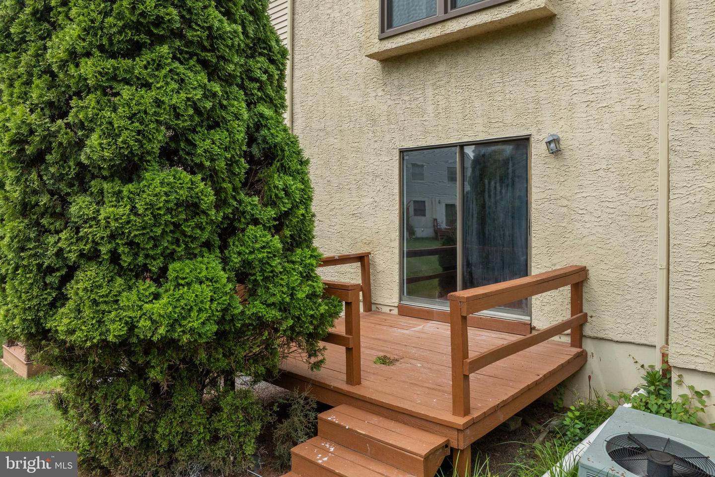 Photo 21 of 24 of 116 William Penn #116 townhome
