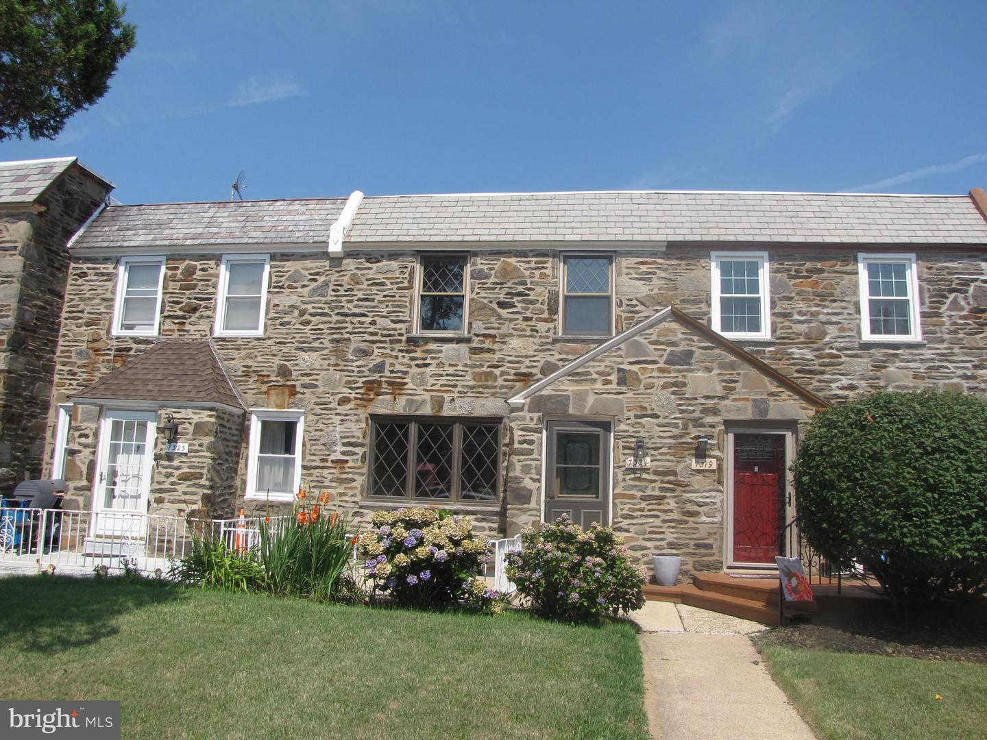 View Philadelphia, PA 19151 townhome