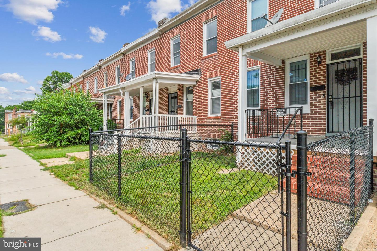 Photo 19 of 25 of 3220 Elmley Ave townhome