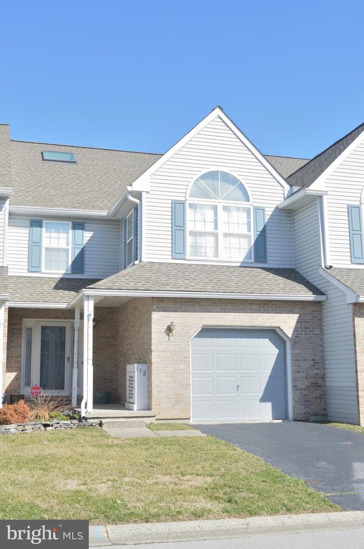 Photo 1 of 30 of 112 Talleyrand Dr townhome