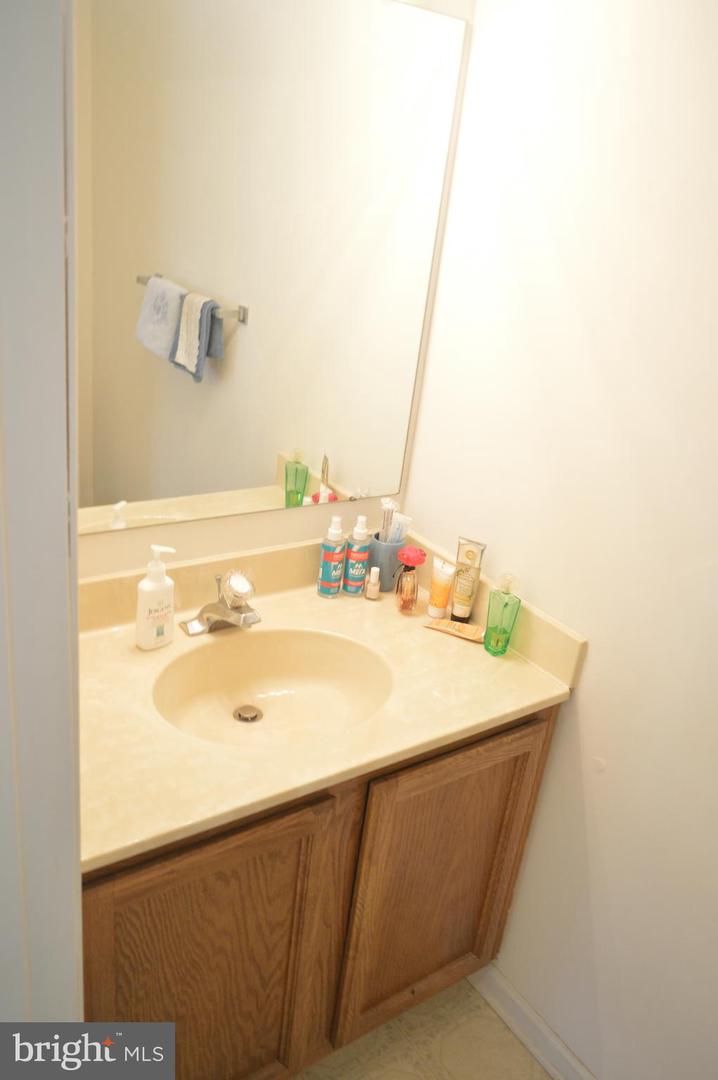 Photo 15 of 30 of 112 Talleyrand Dr townhome