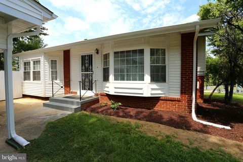 Single Family Residence in Silver Spring MD 906 Tracy DRIVE.jpg