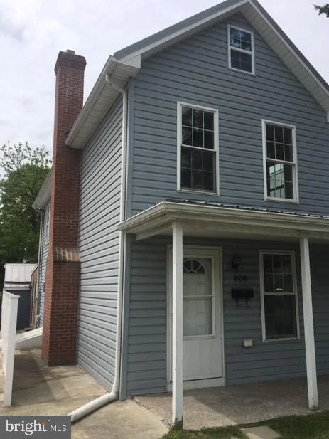 808 South St