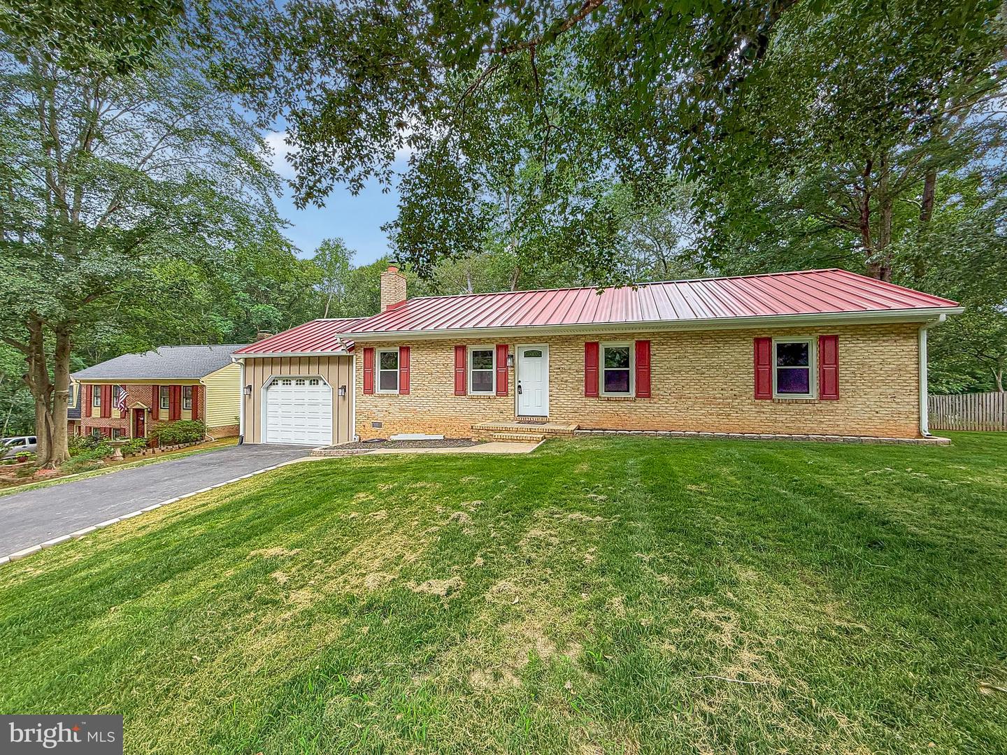 65 Boundary Dr
