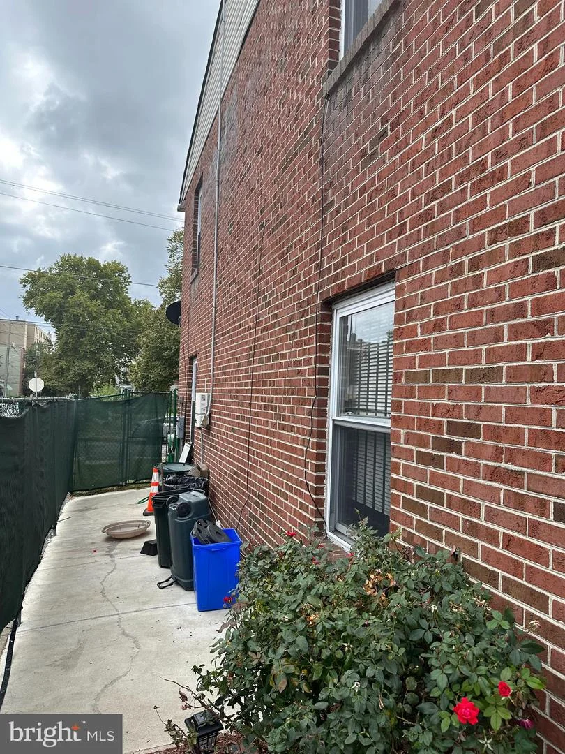 1601 W Venango Street