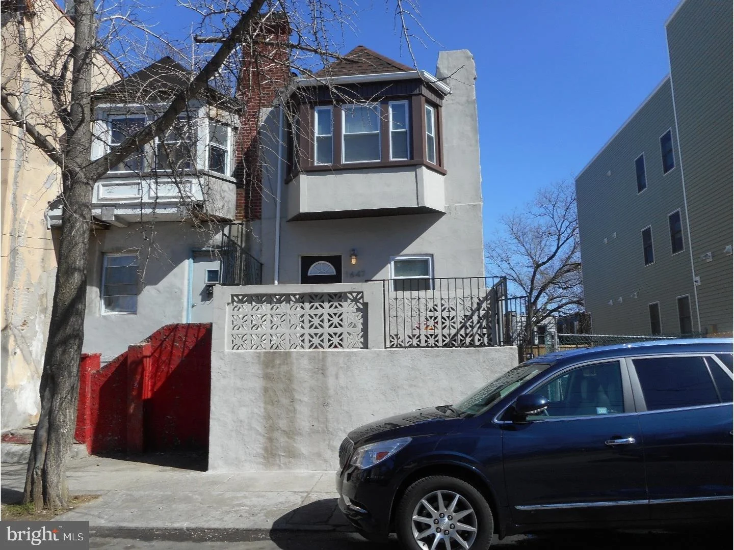 1647 N Marshall Street