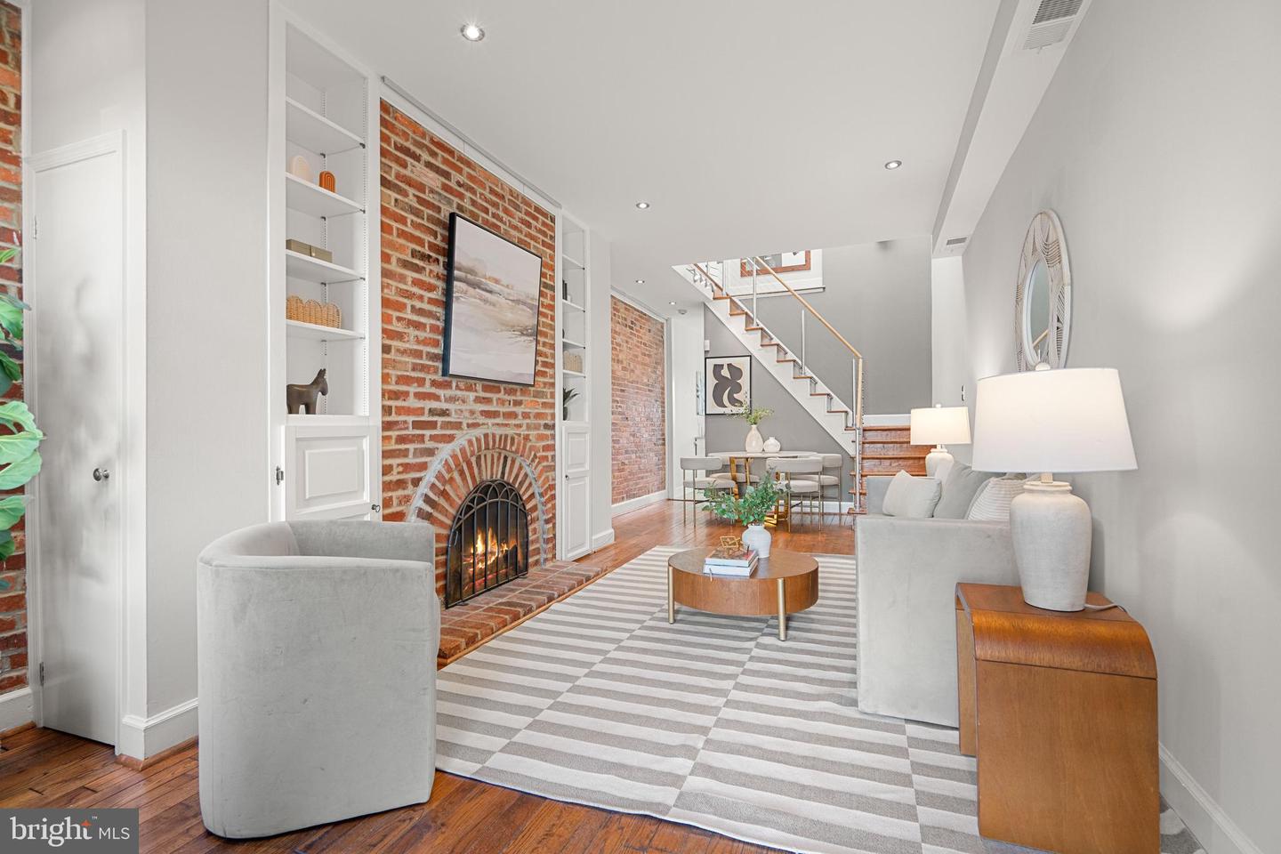 1235 K St SE