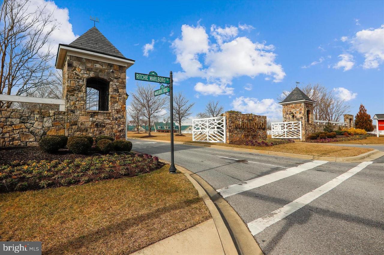 Photo 59 of 61 of 4232 Chariot Way townhome