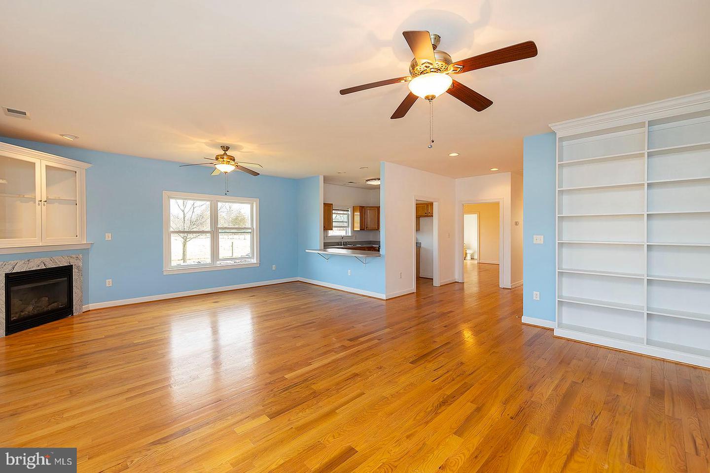 Photo 61 of 103 of 529 Timberlakes Ln house