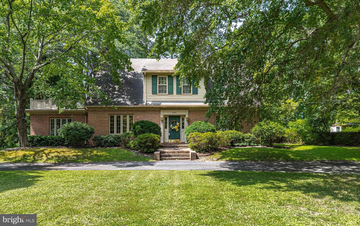 Photo 77 of 77 of 1026 Riverside Dr house