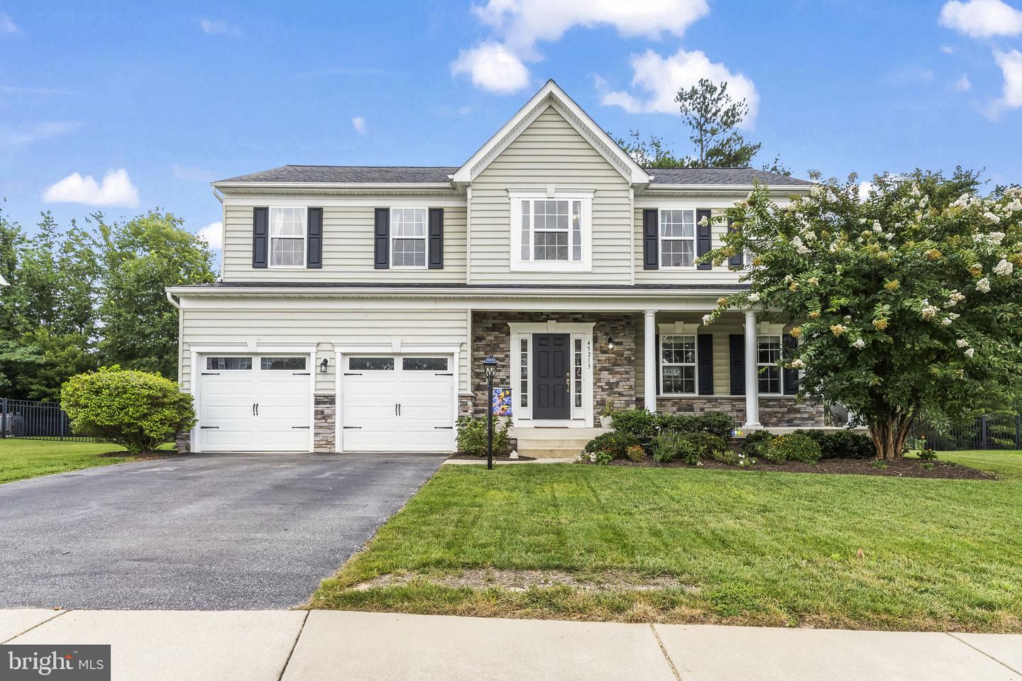 45213 Woodhaven Dr