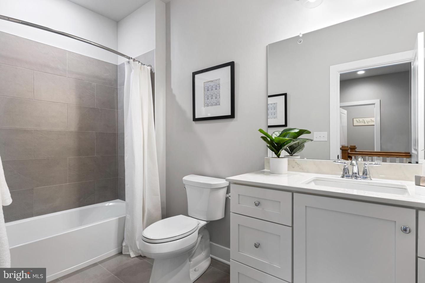 Photo 11 of 15 of 208 Foxhedge Rd #Lot 98 townhome