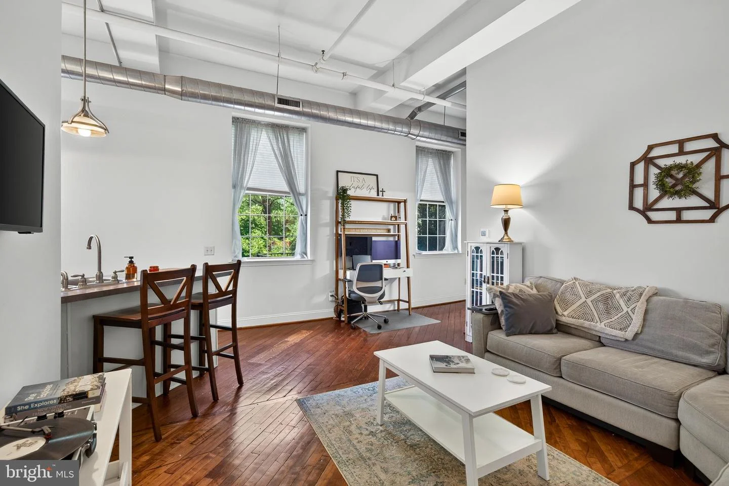 541 Washington Avenue Unit #202