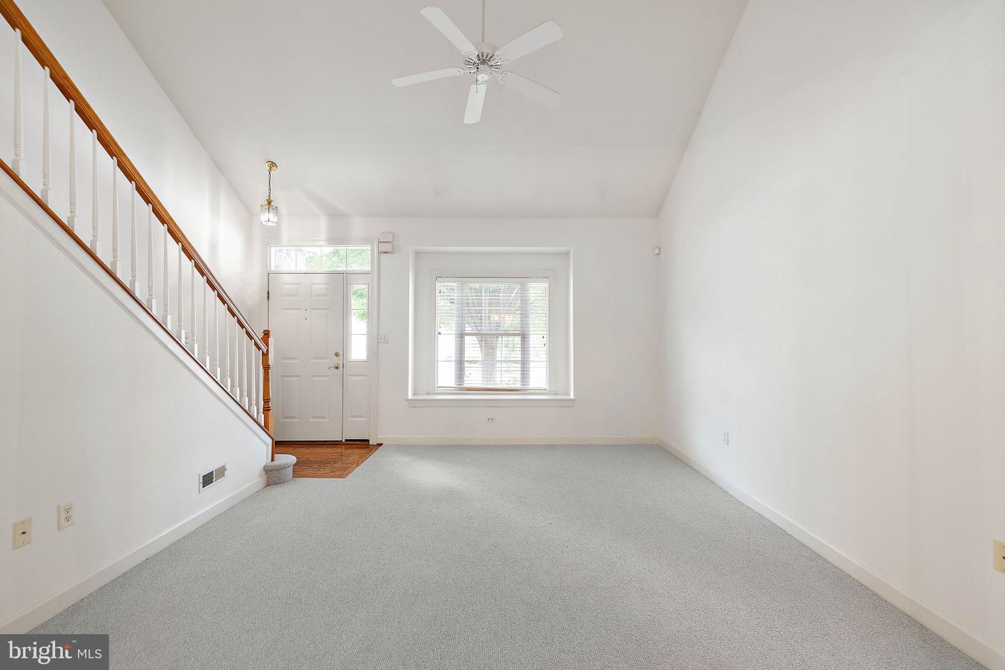 Photo 5 of 24 of 1813 Cloutier Ct townhome