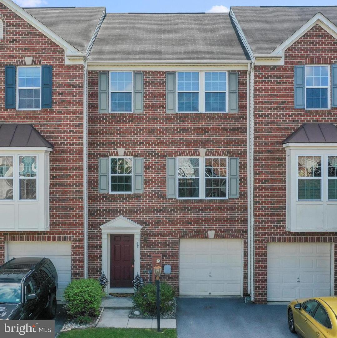 View Charles Town, WV 25414 townhome
