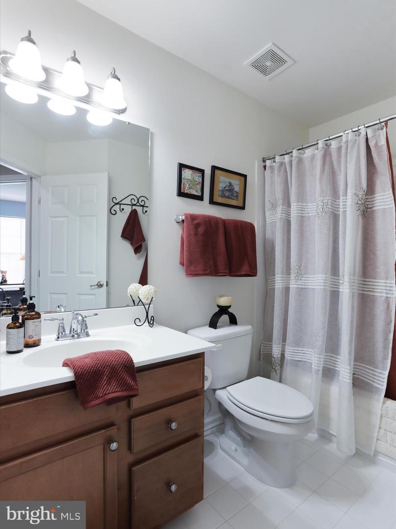 Photo 5 of 34 of 69 Don Quixote Dr townhome