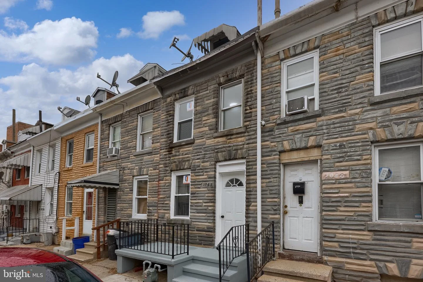 1047 Muhlenberg Street