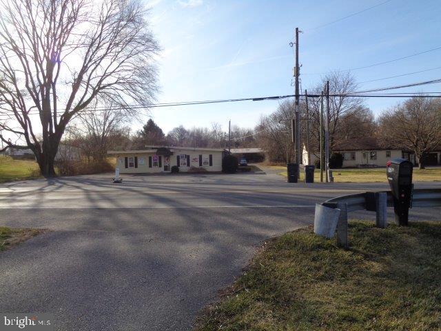 1310-1312 Holly Pike