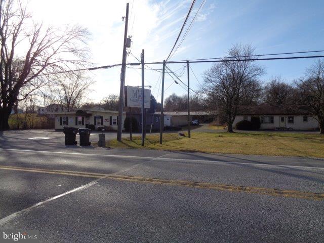 1310-1312 Holly Pike