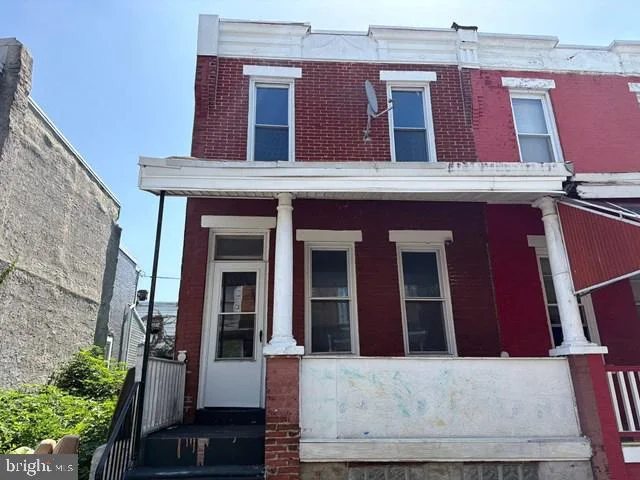 123 N Salford Street
