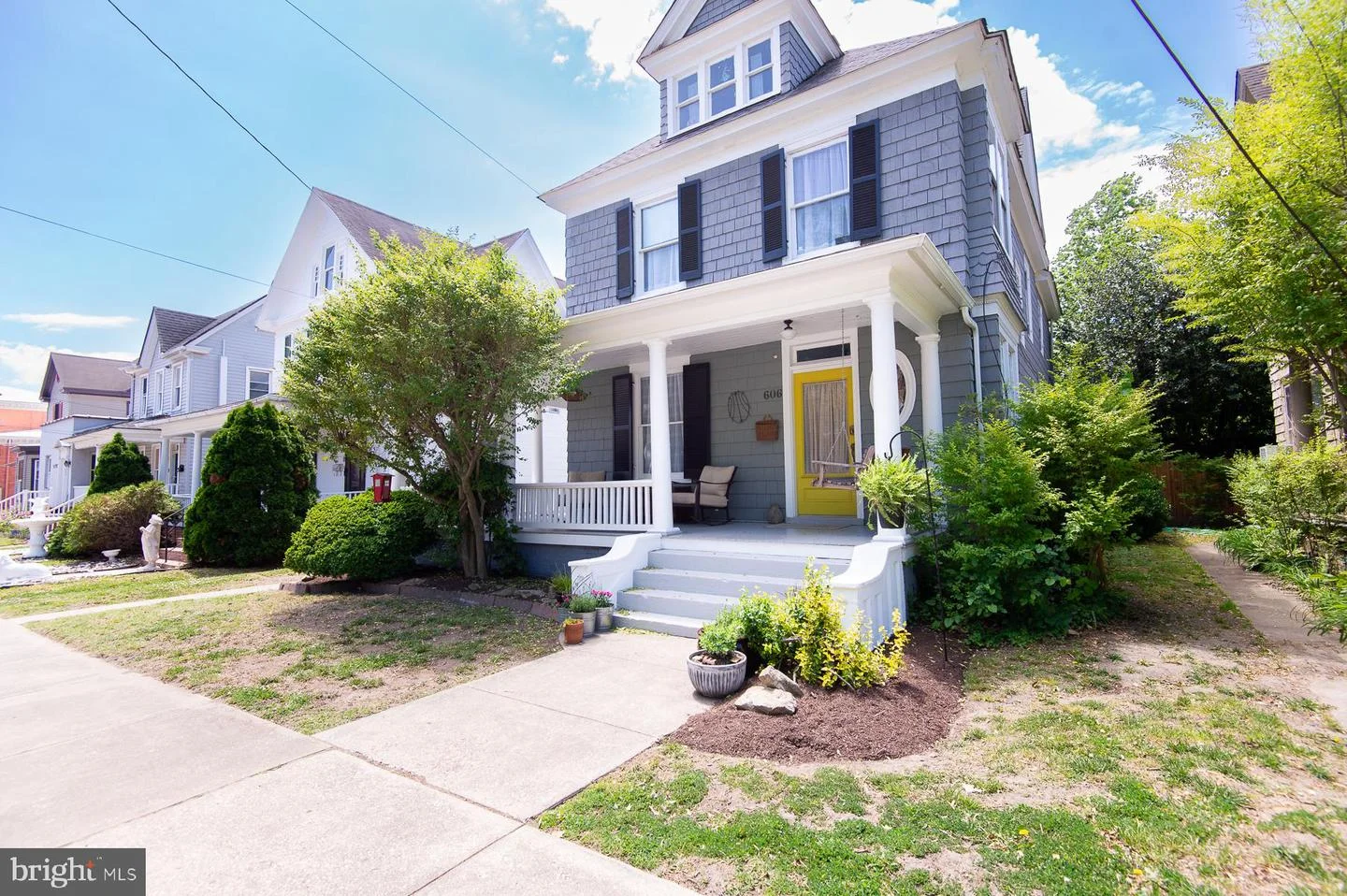 606 Locust Street