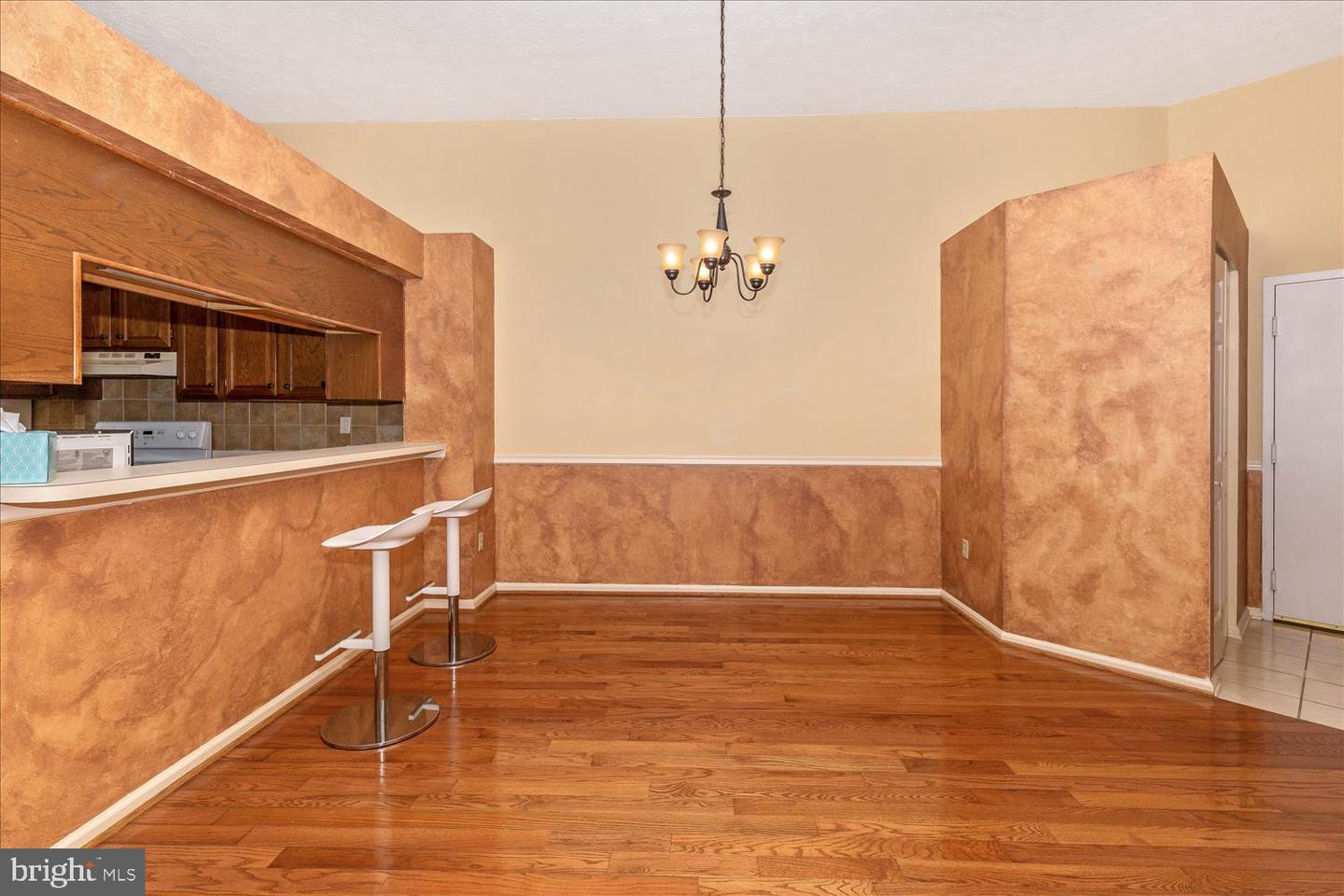 Photo 9 of 29 of 18708 CALEDONIA CT #L condo