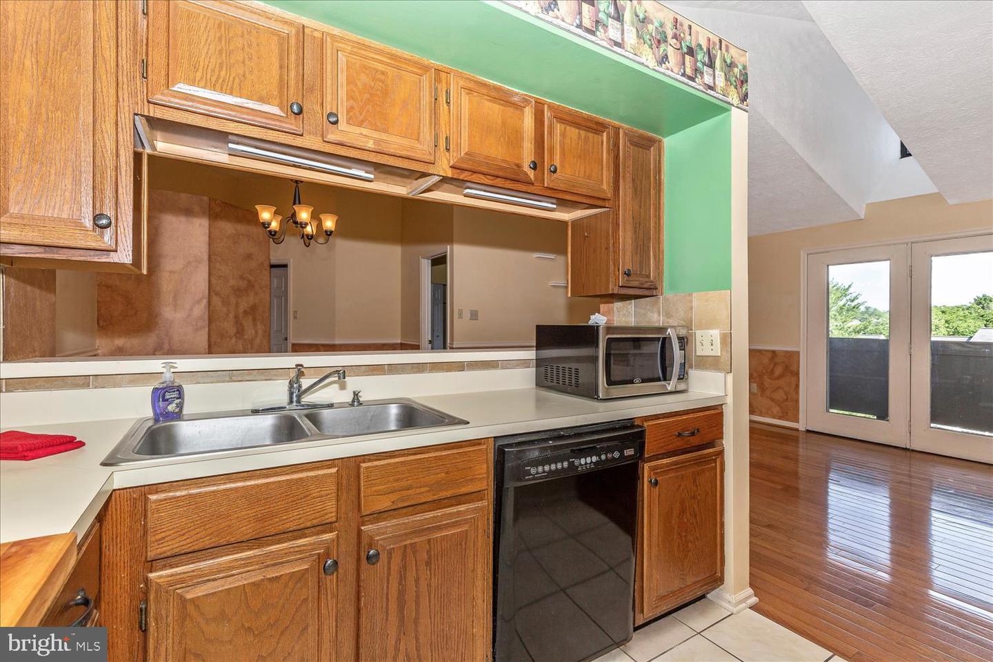 Photo 16 of 29 of 18708 CALEDONIA CT #L condo